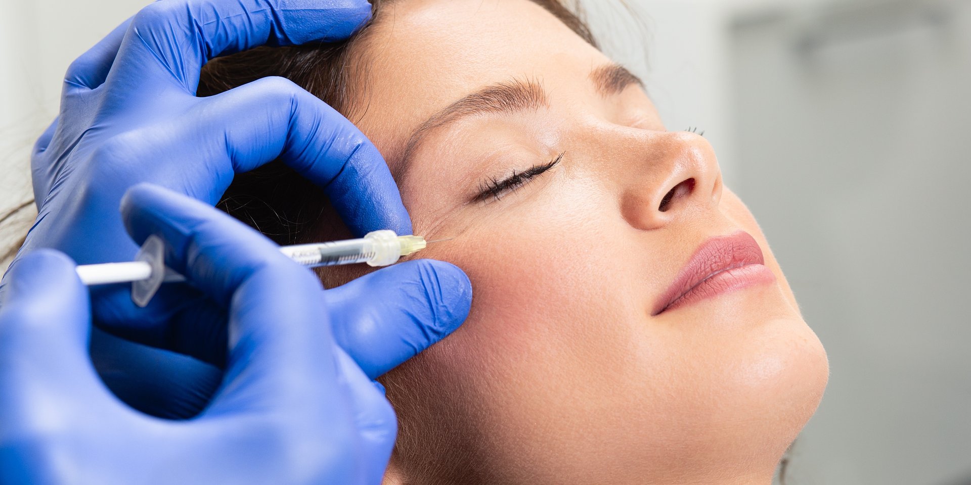 Microchirurgia dermatologica ed estetica